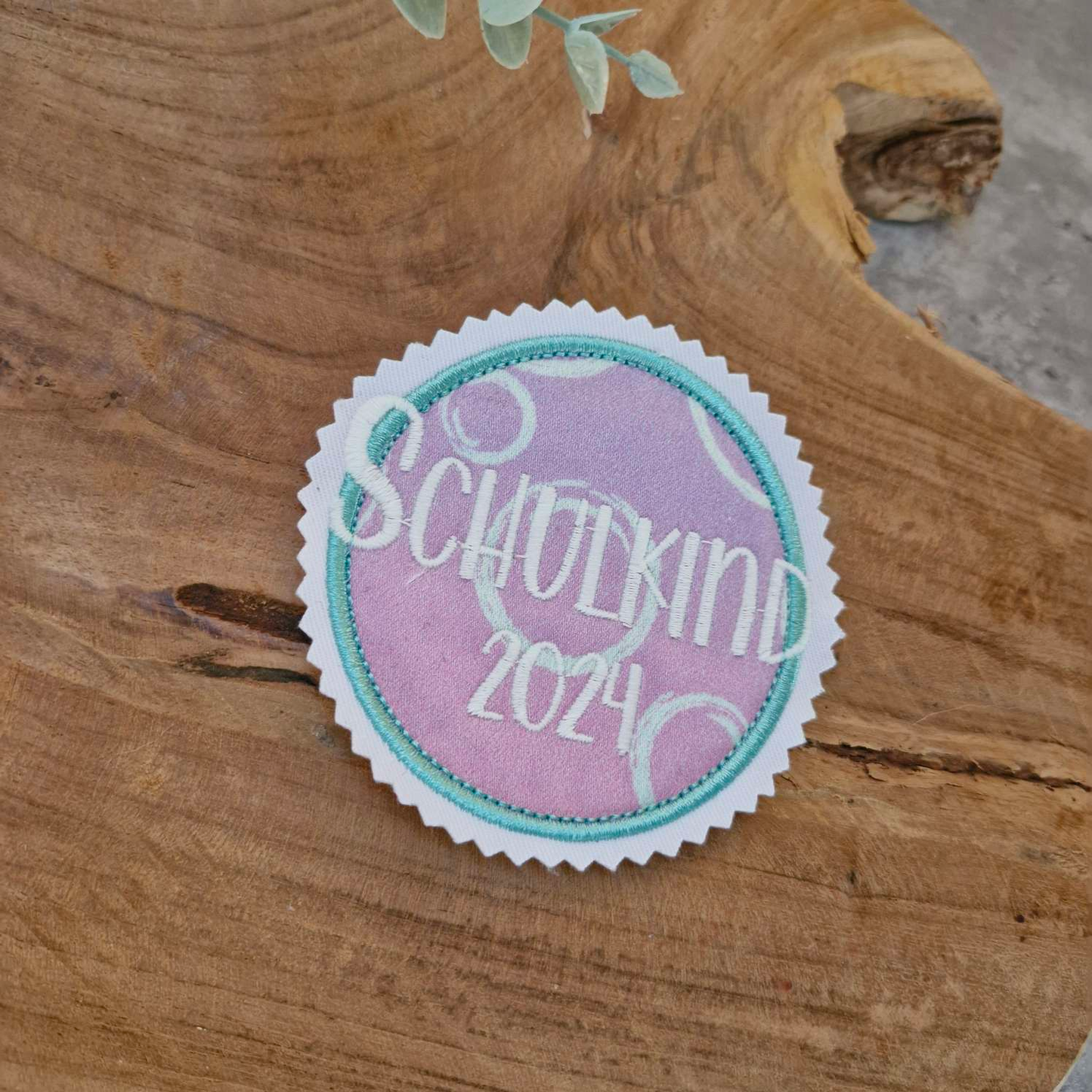 Applikation Aufnäher Button Klettie  | Schulkind 2025 | ZauBärwelt | Rund