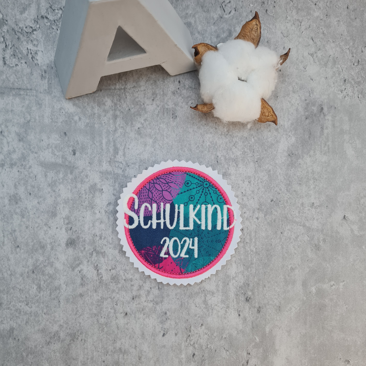 Applikation Aufnäher Button Klettie  | Schulkind 2025 | KorallBär | Rund