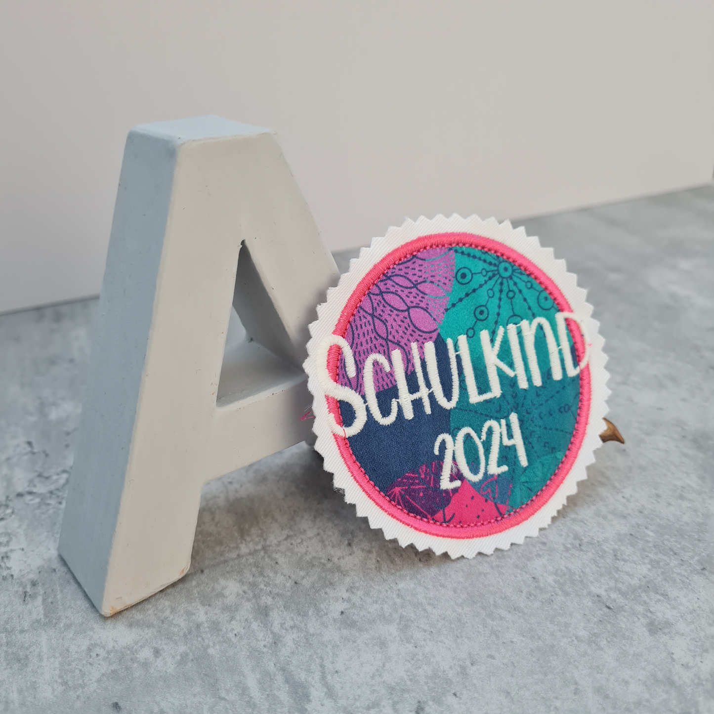 Applikation Aufnäher Button Klettie  | Schulkind 2025 | KorallBär | Rund