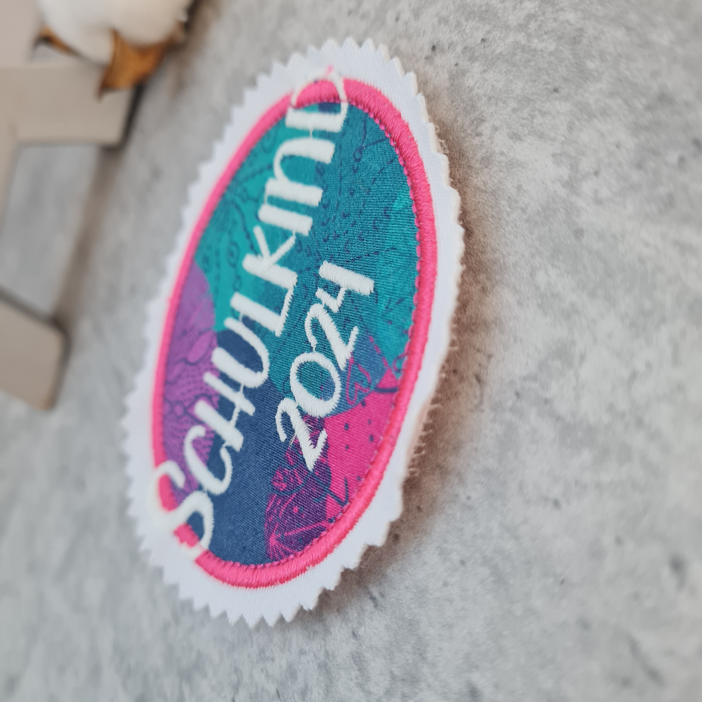 Applikation Aufnäher Button Klettie  | Schulkind 2025 | KorallBär | Rund