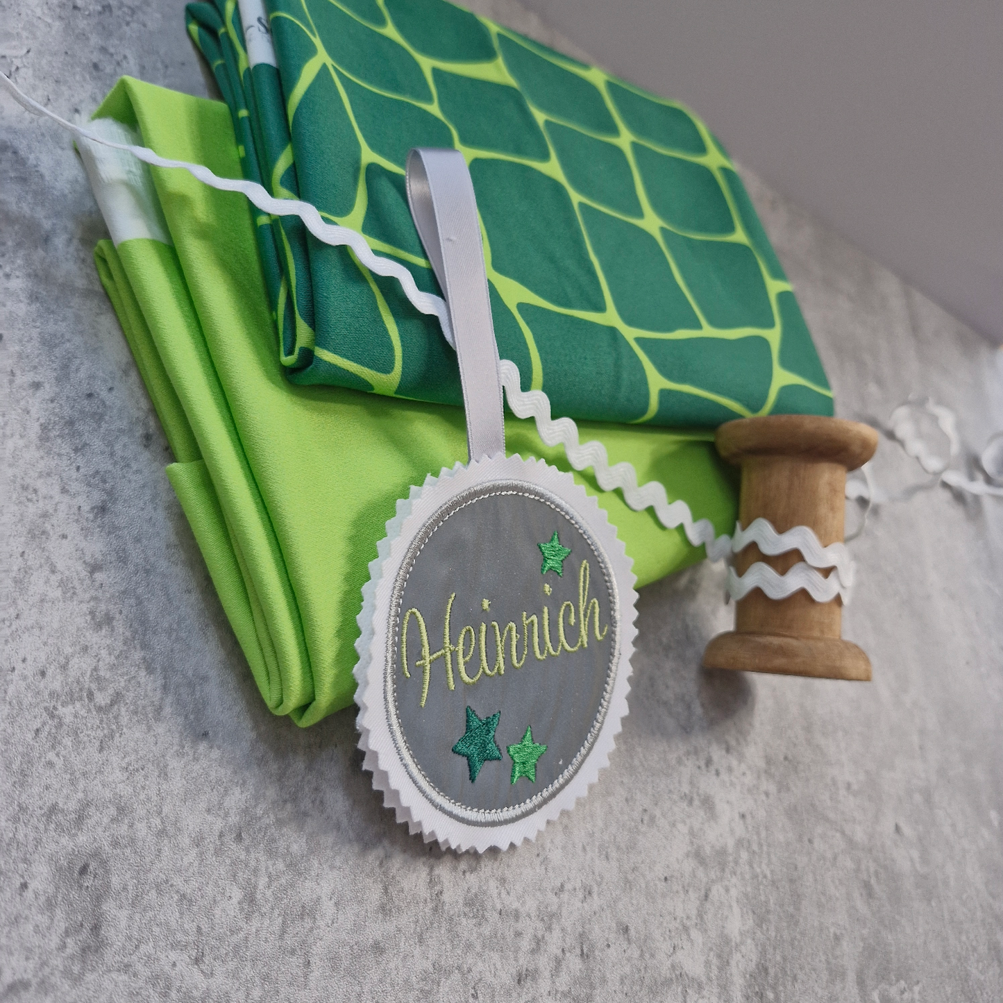 DiY Paket | Stoffpaket | "BärRex" | Hell-/Dunkelgrün