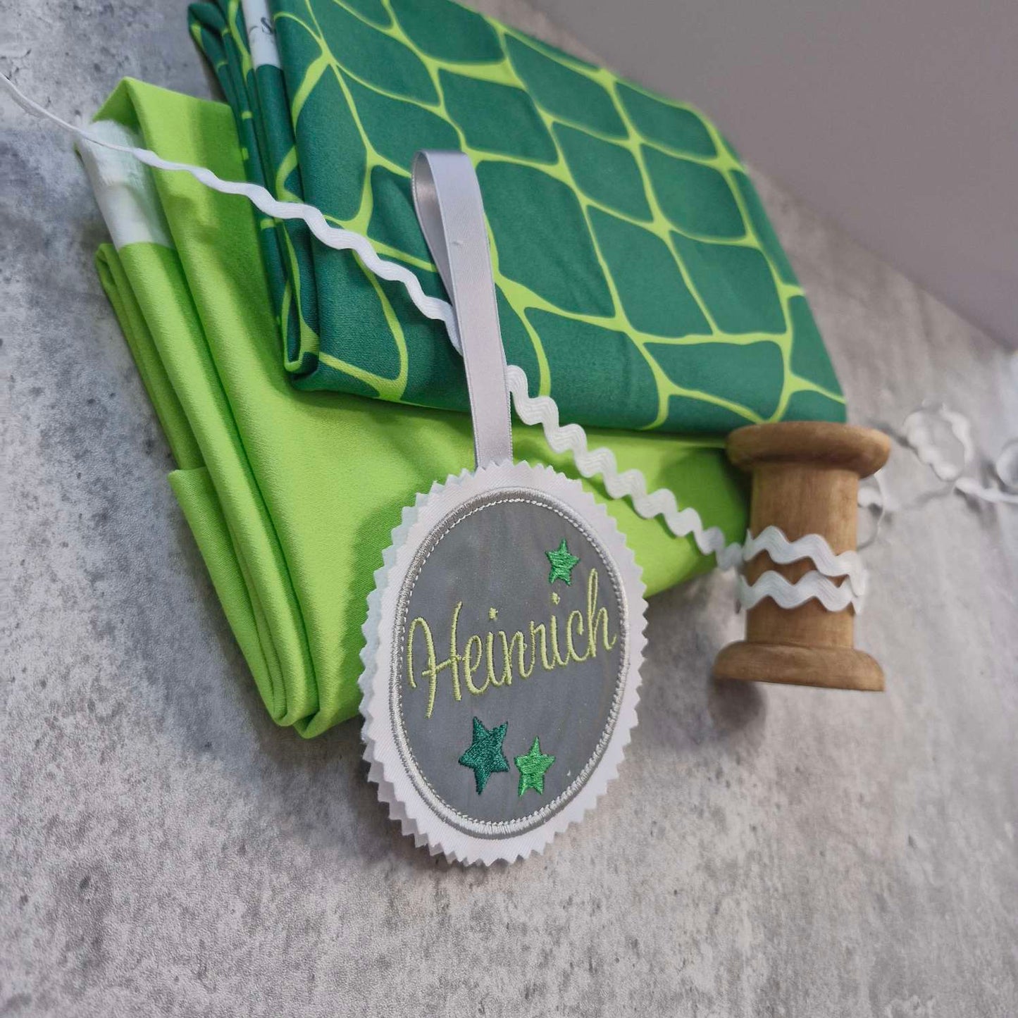 DiY Paket | Stoffpaket | "BärRex" | Hell-/Dunkelgrün