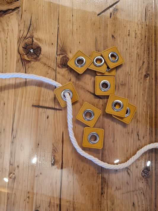 Ösen Patches für Kordeln Lederimitat *Senfgelb*