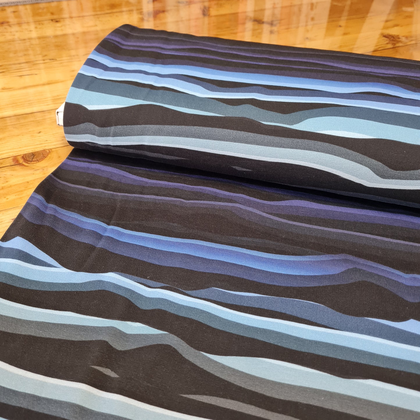 Sweat | Wavy Stripes | Blau | Lycklig Design