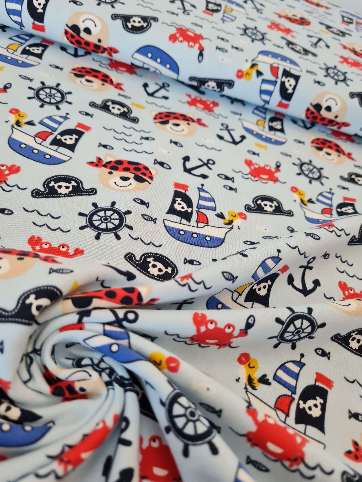 50 cm Abschnitte Baumwolljersey | Piraten | Hellblau