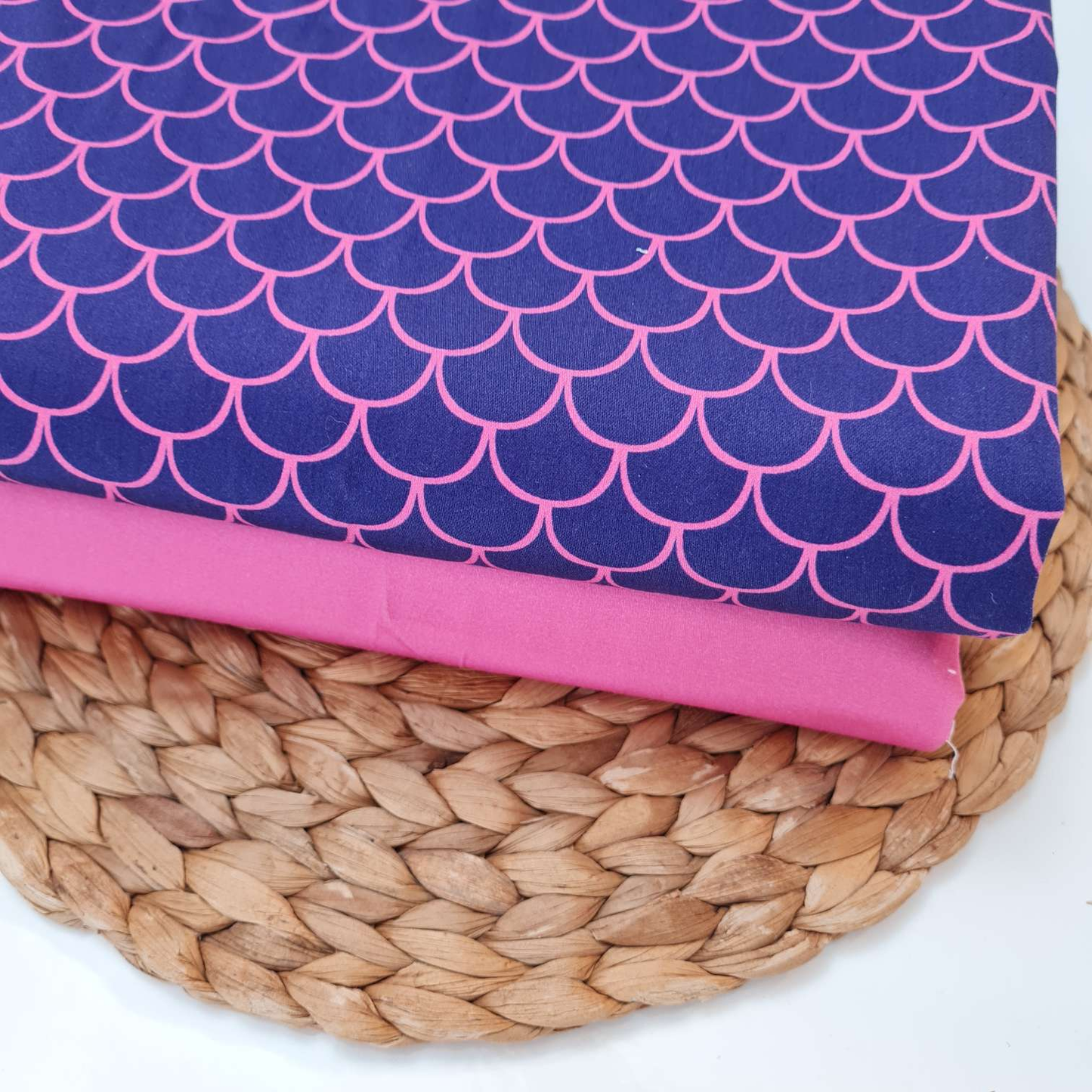 DiY Paket | Stoffpaket | "PerlentauchBär" | Schuppenstoff & Uni Rosa