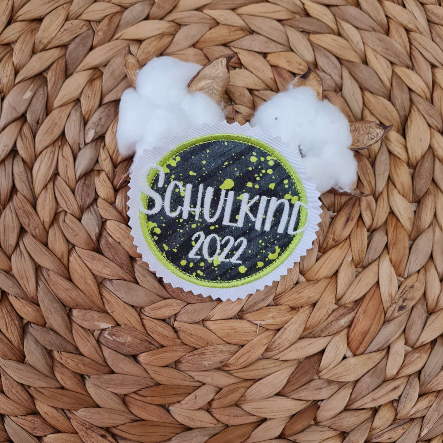 Applikation Aufnäher Button Klettie  | Schulkind 2025 | MähdreschBär | Rund