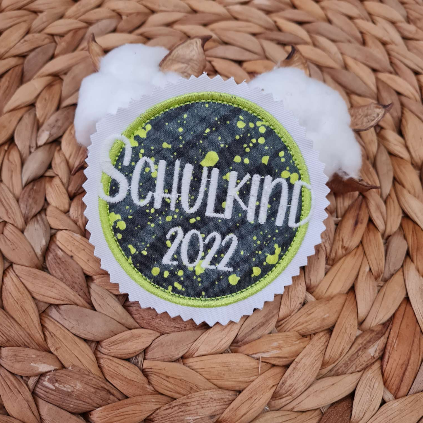 Applikation Aufnäher Button Klettie  | Schulkind 2025 | MähdreschBär | Rund