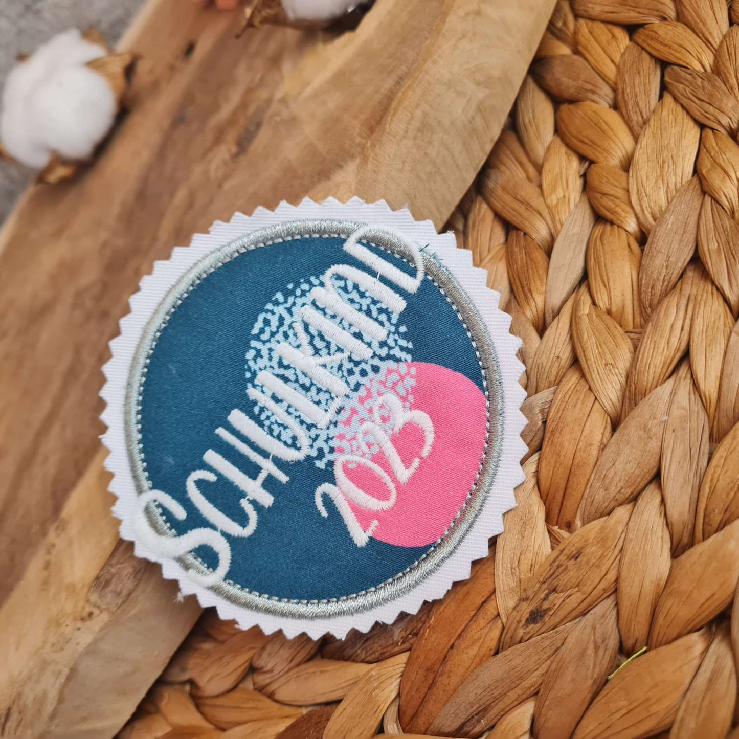 Applikation Aufnäher Button Klettie  | Schulkind 2025 | PhantBärsieWelt | Rund