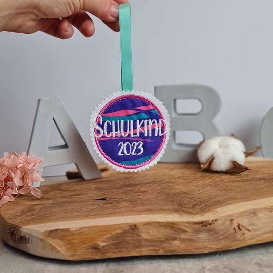 Applikation Aufnäher Button Klettie  | Schulkind 2025 | Shiny Dolphin | Rund