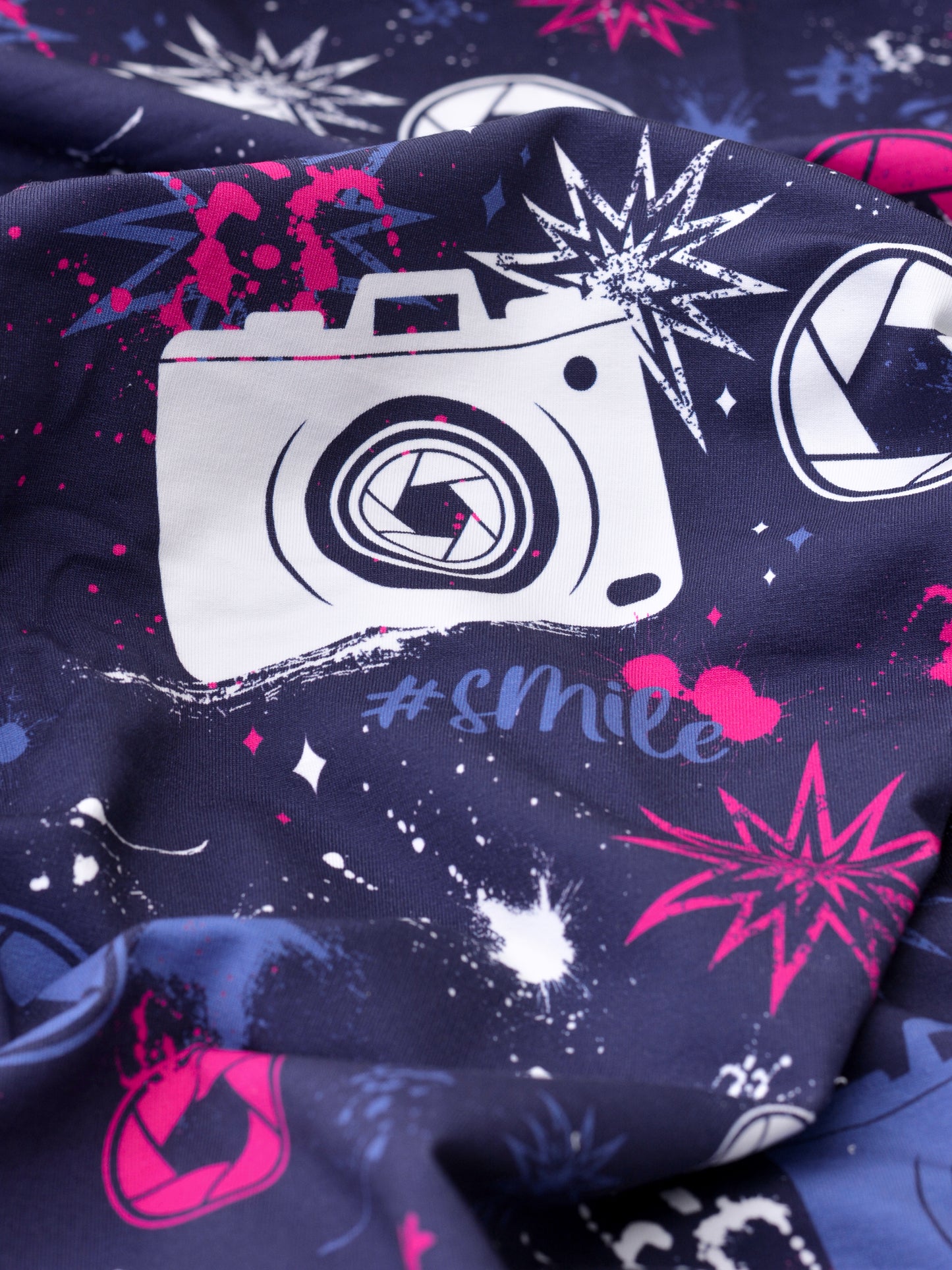 FrenchTerry | Streetstyle | Kamera | Magenta