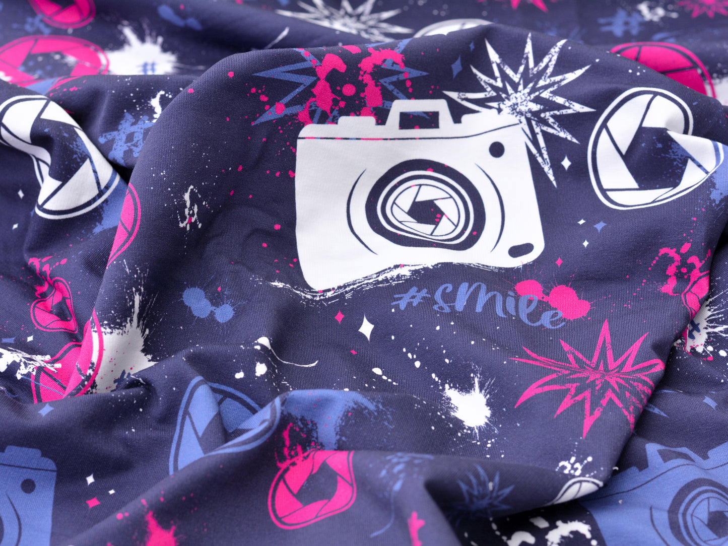 FrenchTerry | Streetstyle | Kamera | Magenta